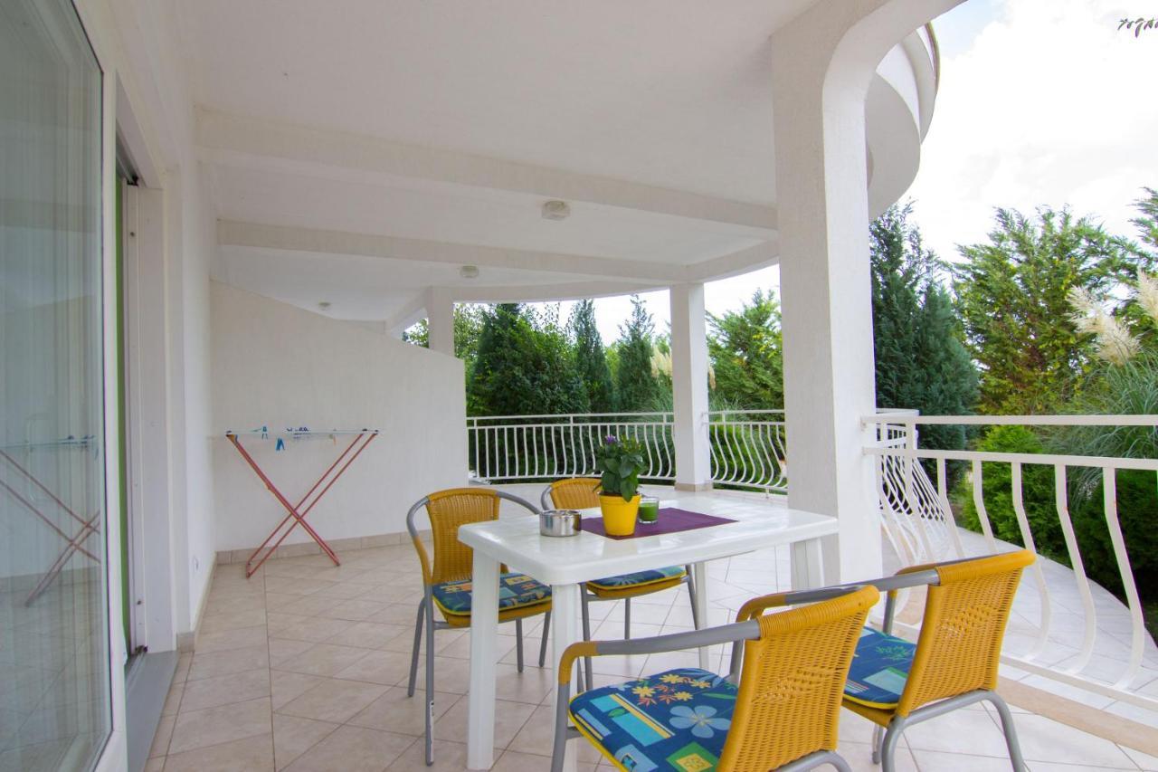 Wish Apartments Пореч Экстерьер фото