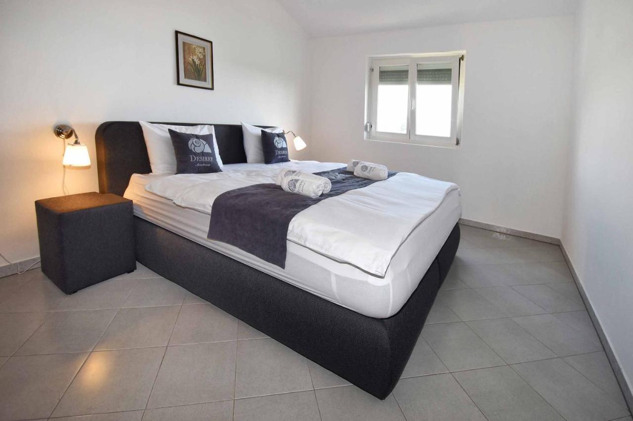 Wish Apartments Пореч Экстерьер фото