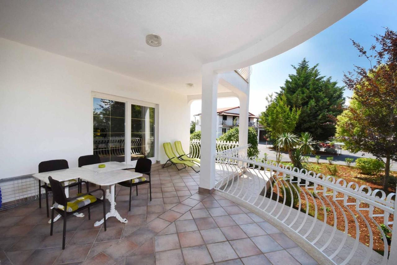 Wish Apartments Пореч Экстерьер фото