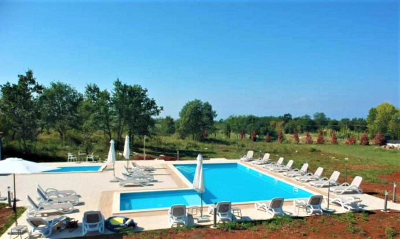 Wish Apartments Пореч Экстерьер фото